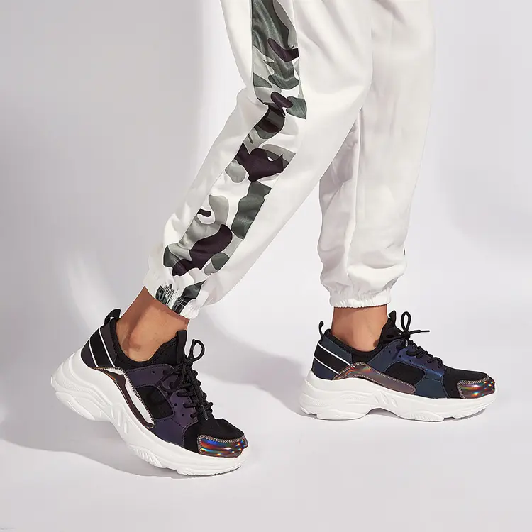 2021 Stylish Unique Reflective Design Wholesale Platform Sport Shoes Women Men's Fashion Sneakers